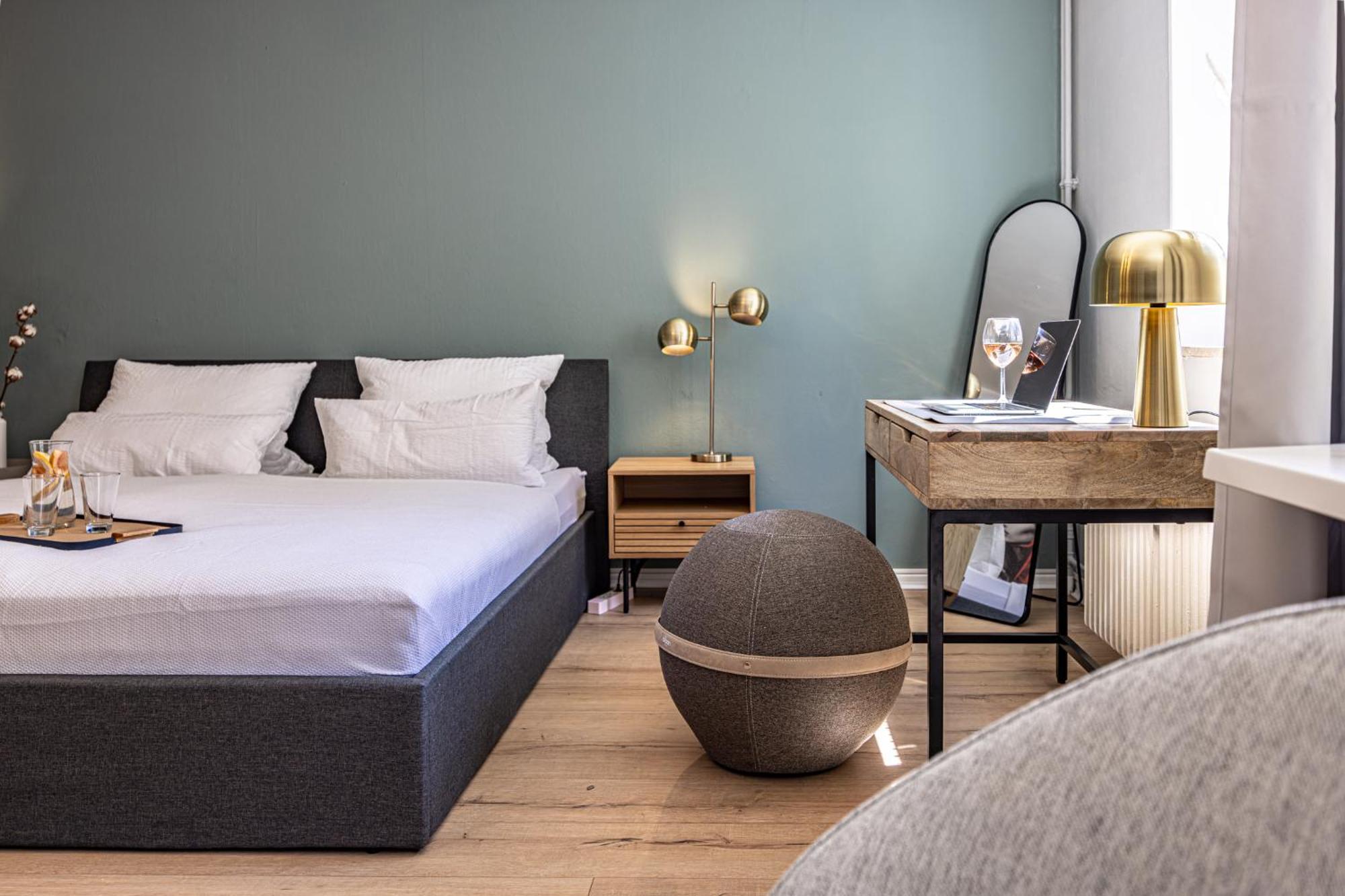Have-A-Nice-Stay - Nahe Bahnhof Ahrensburg - 20 Minuten Nach Hamburg - Trotzdem Ruhig Gelegen - 6 Minuten Zu Fuss Ins Zentrum Ahrensburg - Modern Eingerichtet Exteriér fotografie